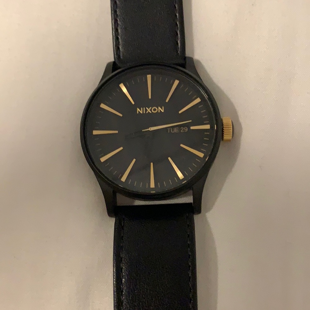 Nixon Watch